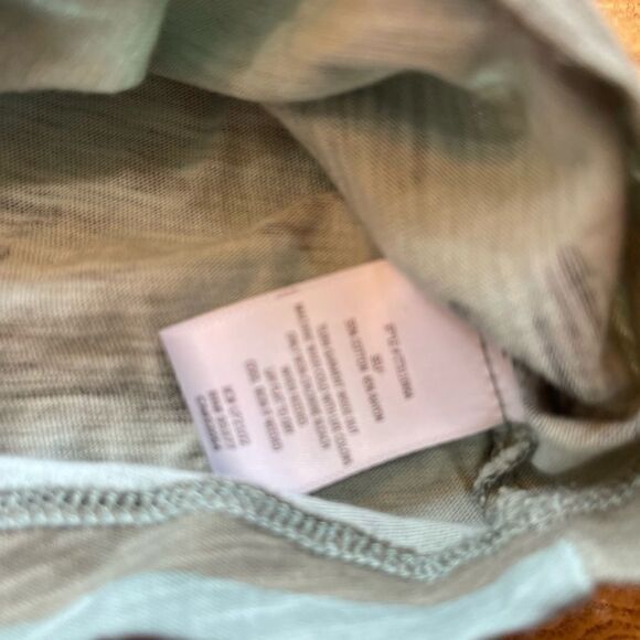 CAMOFLAUGE TIE front stitch fix tee! - Picture 10 of 12